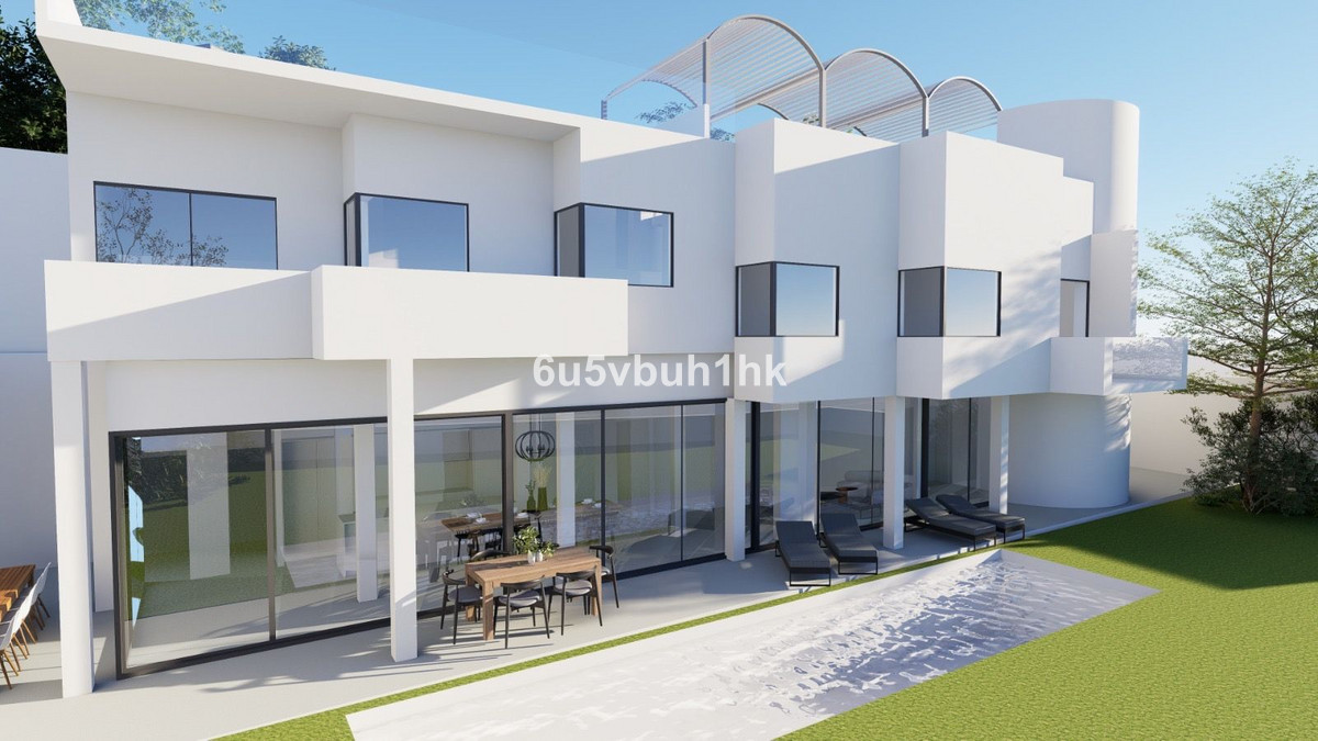 Se vende Villa - Chalet de 4 dormitorios en Málaga Ciudad, Málaga, España