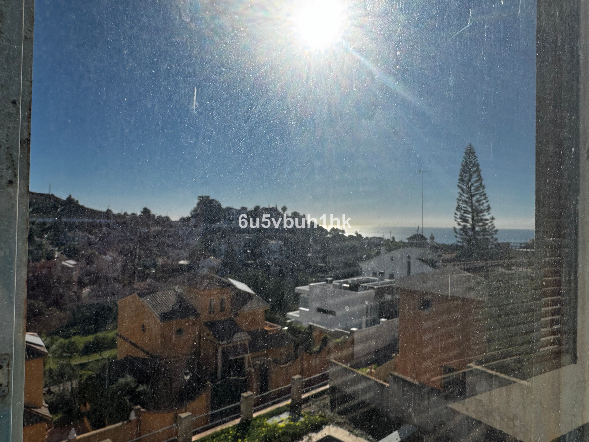 Se vende Villa - Chalet de 4 dormitorios en Málaga Ciudad, Málaga, España