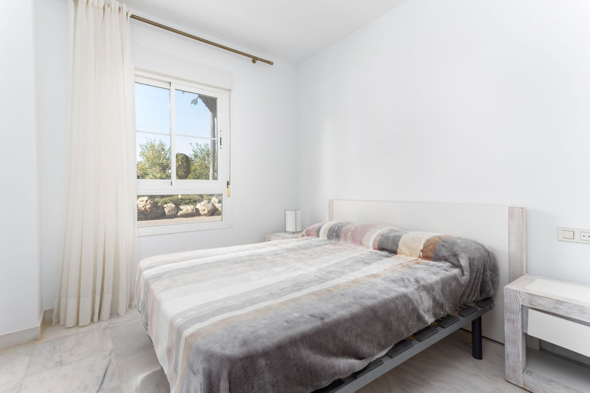 5 Bed Apartment for sale in San Pedro De Alcántara Costa Del Sol, Málaga, Spain