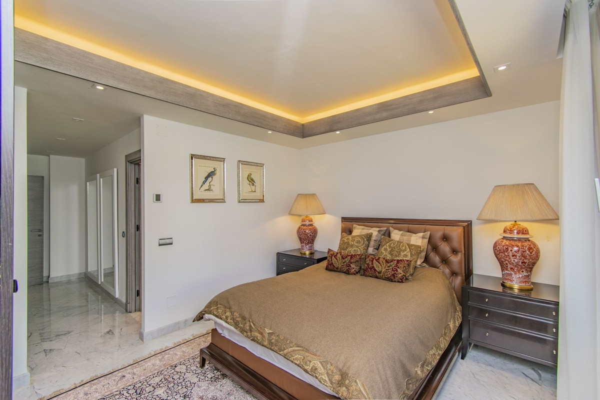 Se vende Apartamento Planta Media de 4 dormitorios en Costa Del Sol, Málaga, España