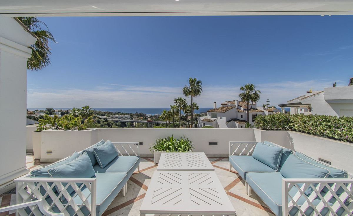 Se vende Apartamento Planta Media de 4 dormitorios en Costa Del Sol, Málaga, España