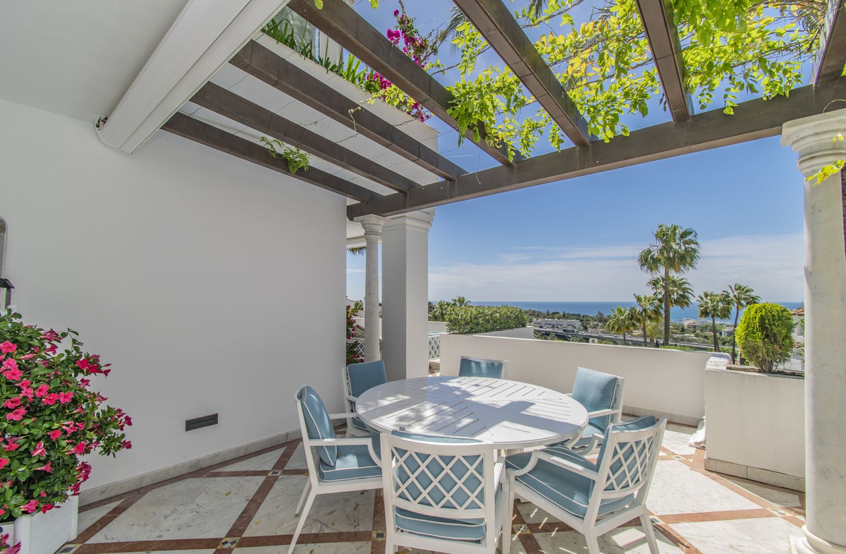 Se vende Apartamento Planta Media de 4 dormitorios en Costa Del Sol, Málaga, España