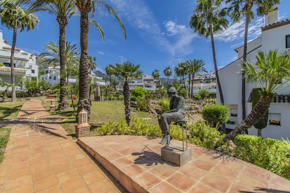 Se vende Apartamento Planta Media de 4 dormitorios en Costa Del Sol, Málaga, España