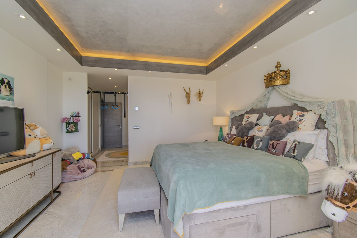 Se vende Apartamento Planta Media de 4 dormitorios en Costa Del Sol, Málaga, España