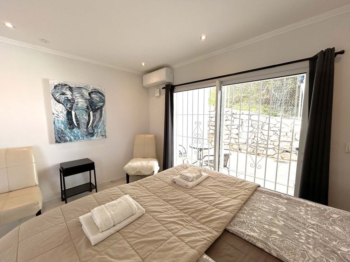 Se vende Villa - Chalet de 7 dormitorios en Costa Del Sol, Málaga, España