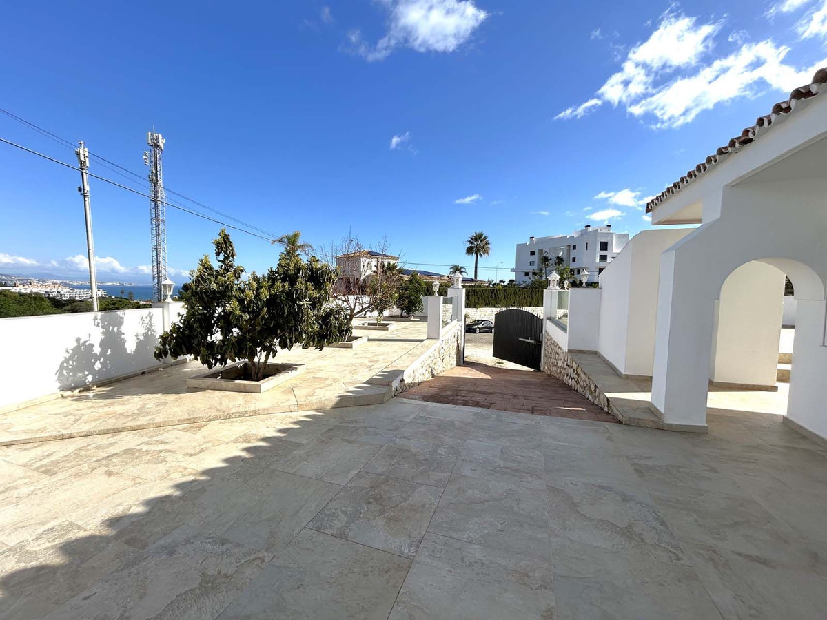 Se vende Villa - Chalet de 7 dormitorios en Costa Del Sol, Málaga, España