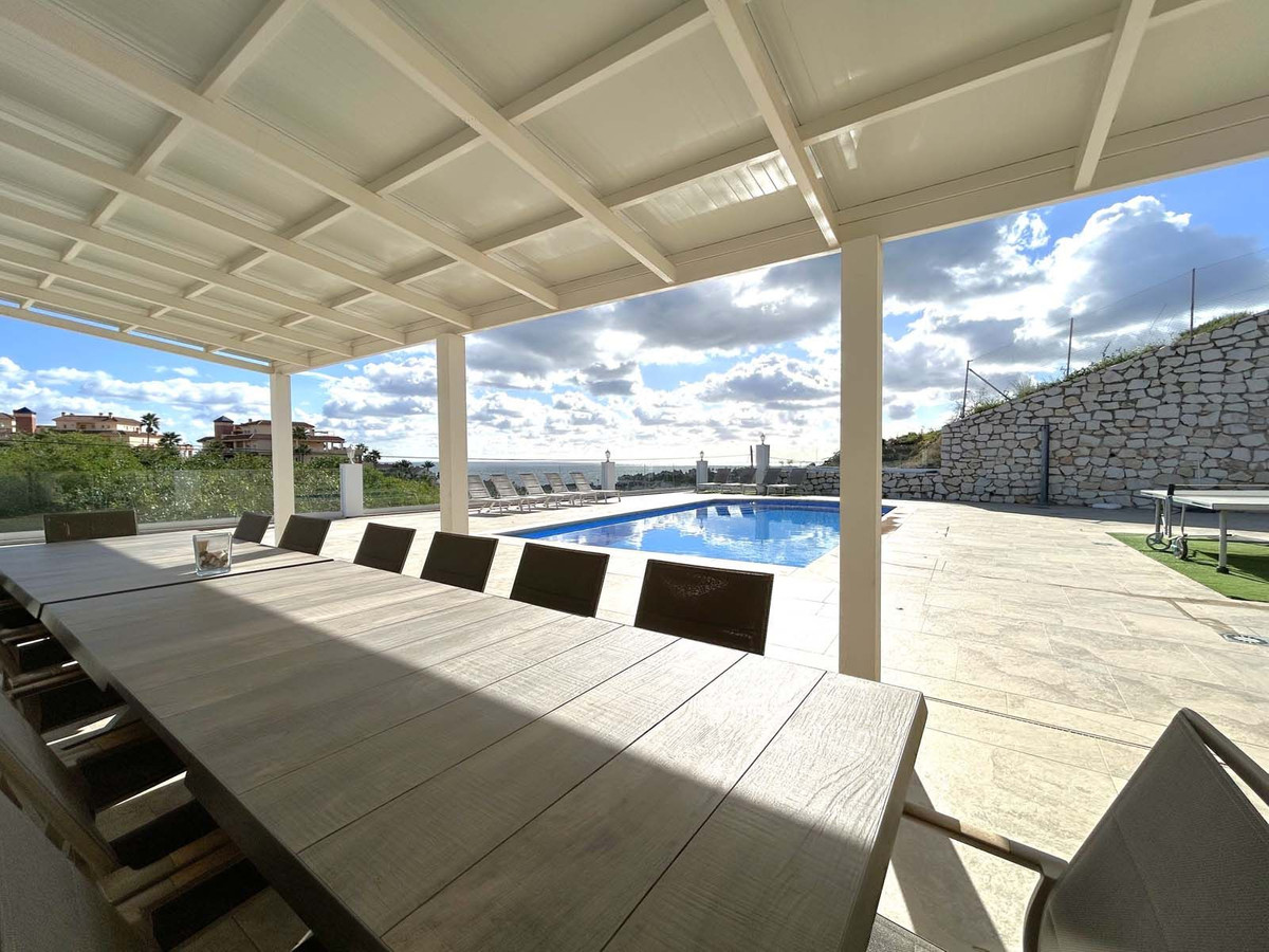 Se vende Villa - Chalet de 7 dormitorios en Costa Del Sol, Málaga, España