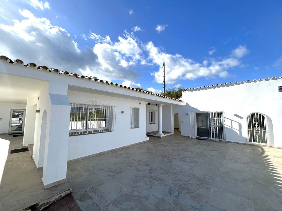 Se vende Villa - Chalet de 7 dormitorios en Costa Del Sol, Málaga, España