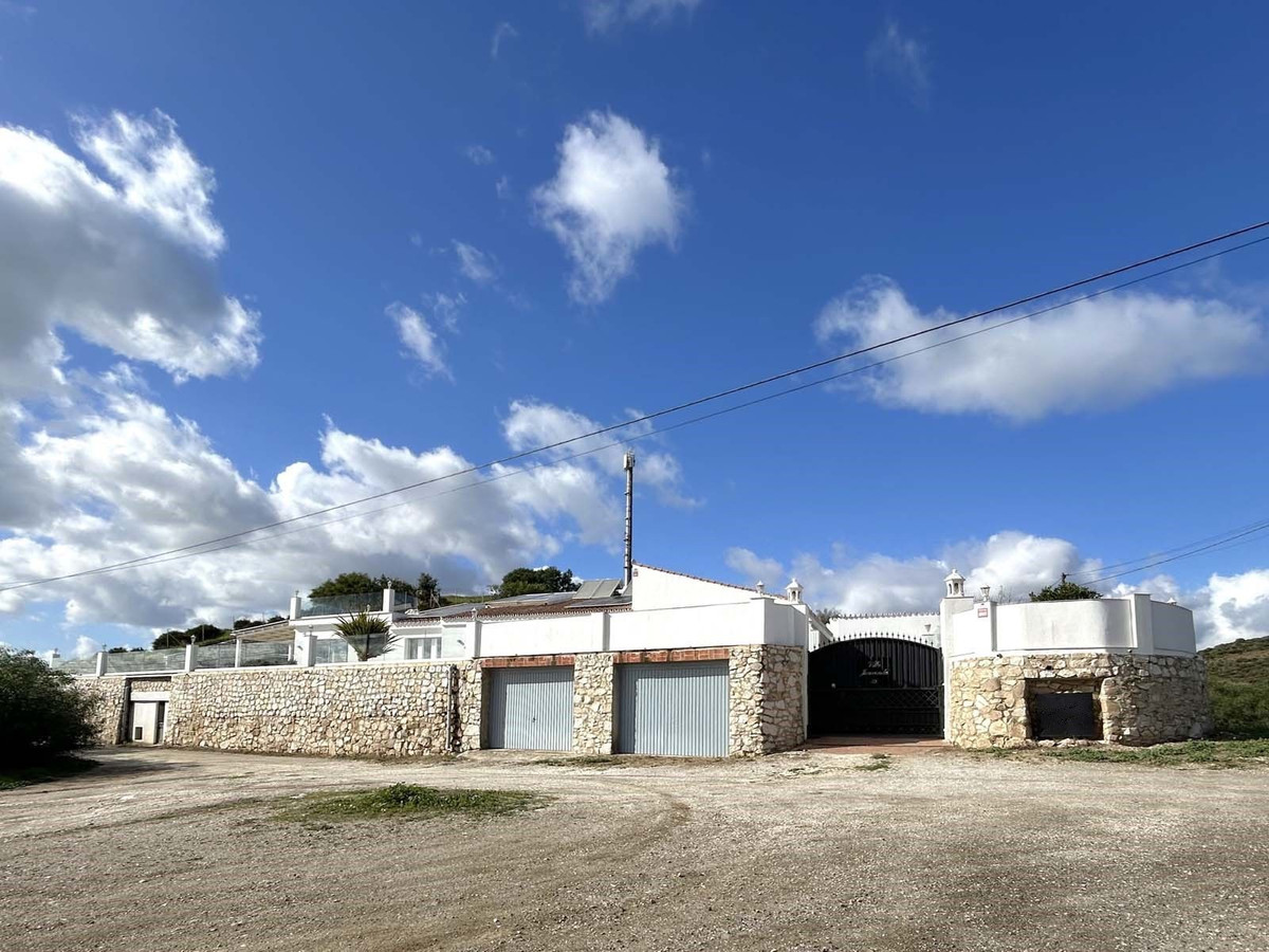 Se vende Villa - Chalet de 7 dormitorios en Costa Del Sol, Málaga, España