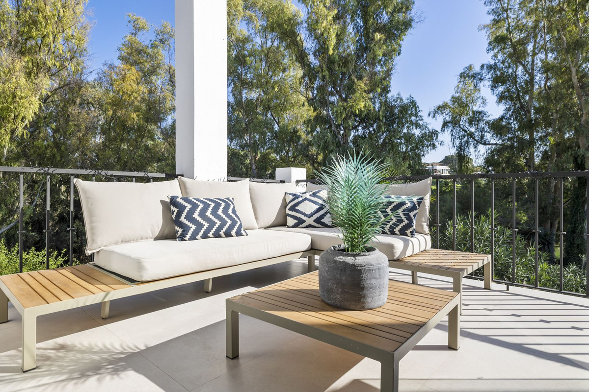 4 Bed Townhouse for sale in Marbella Costa Del Sol, Málaga, Spain