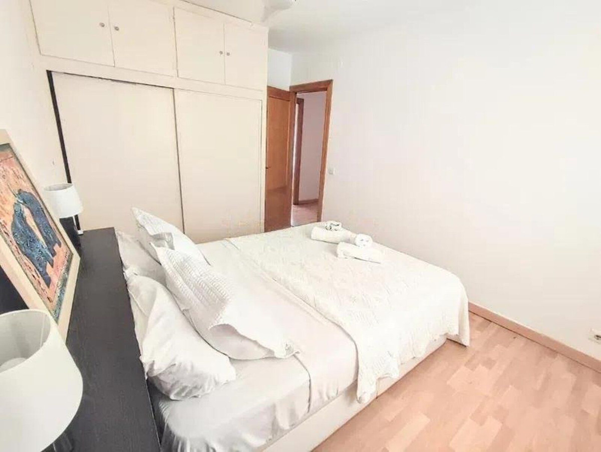 3 Bed Apartment for sale in Estepona Costa Del Sol, Málaga, Spain
