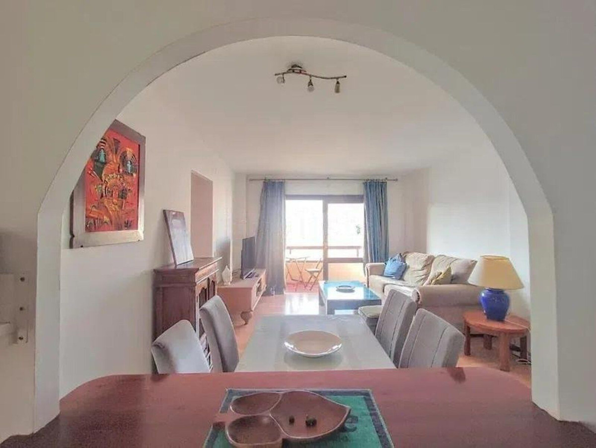 3 Bed Apartment for sale in Estepona Costa Del Sol, Málaga, Spain