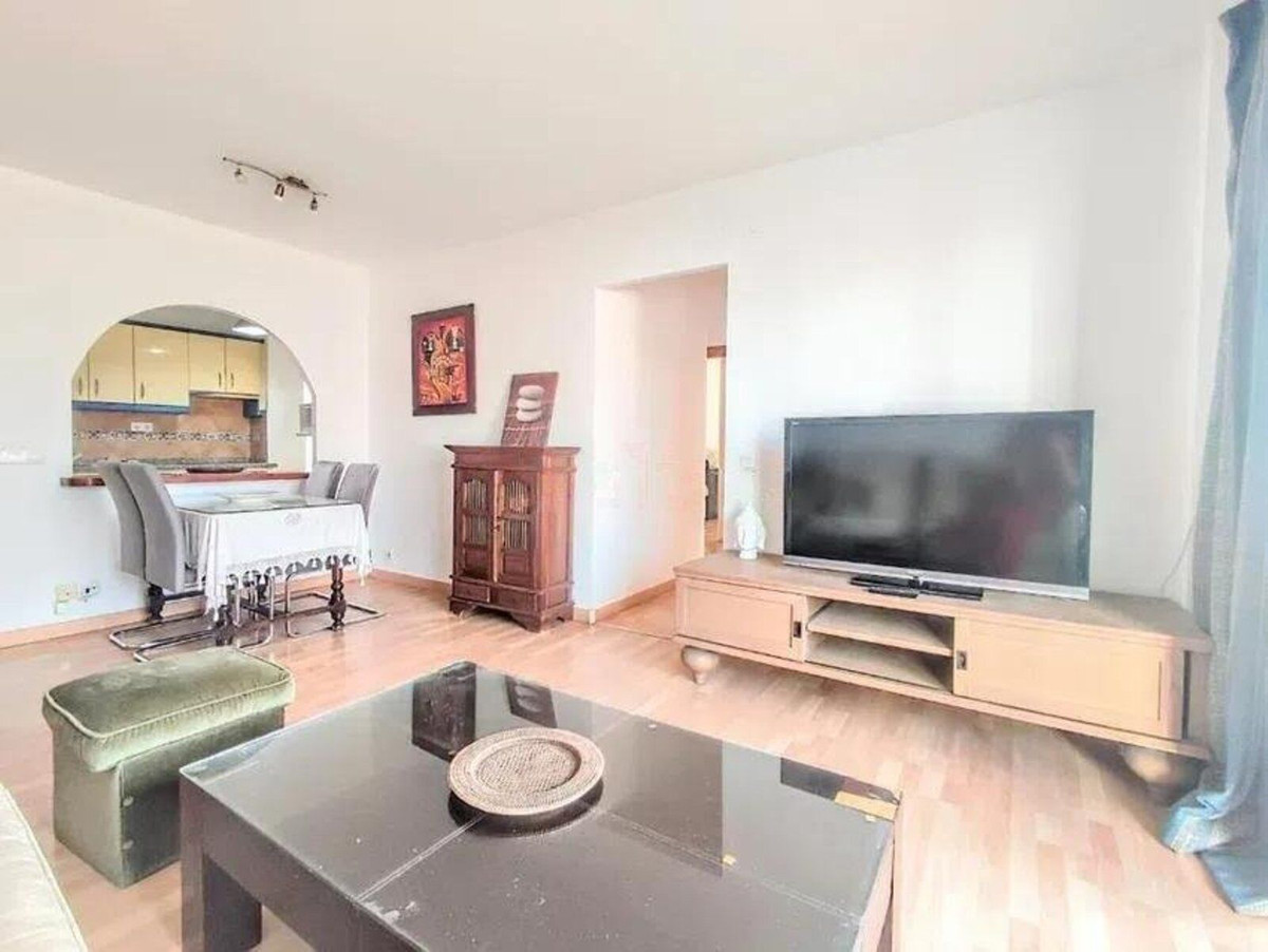 3 Bed Apartment for sale in Estepona Costa Del Sol, Málaga, Spain