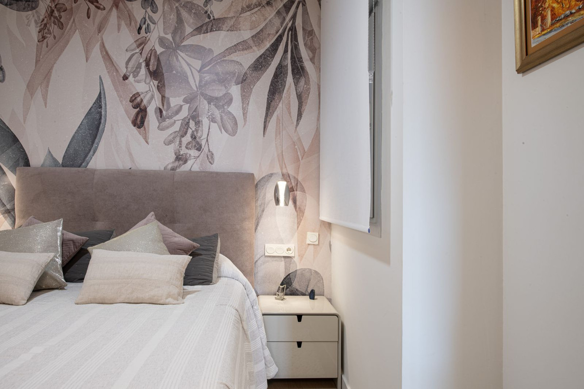 2 Bed Apartment for sale in Benalmadena Costa Del Sol, Málaga, Spain