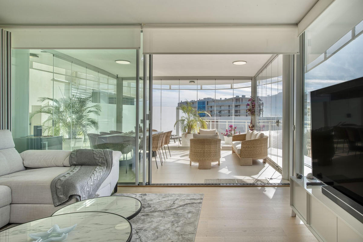 2 Bed Apartment for sale in Benalmadena Costa Del Sol, Málaga, Spain