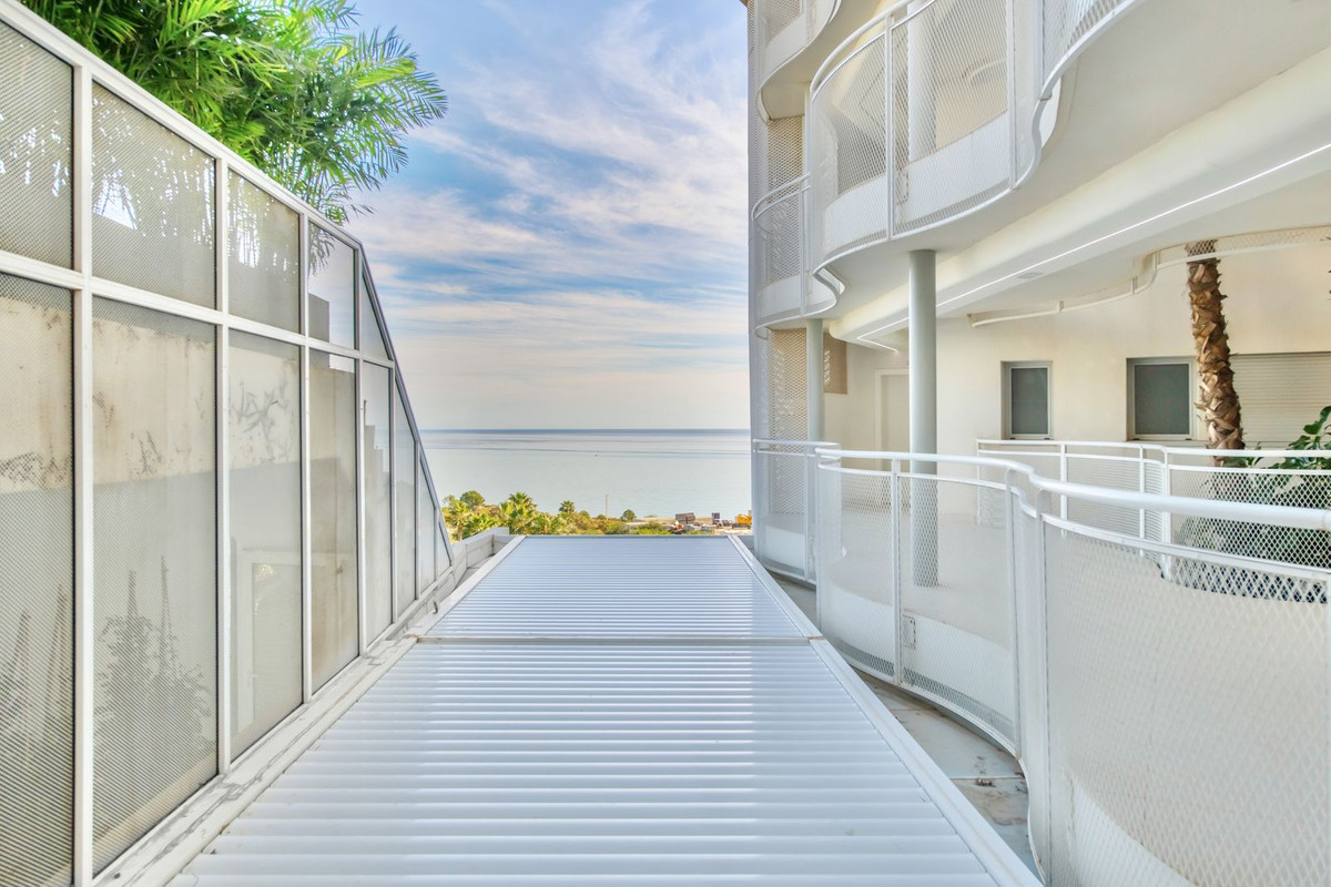 2 Bed Apartment for sale in Benalmadena Costa Del Sol, Málaga, Spain