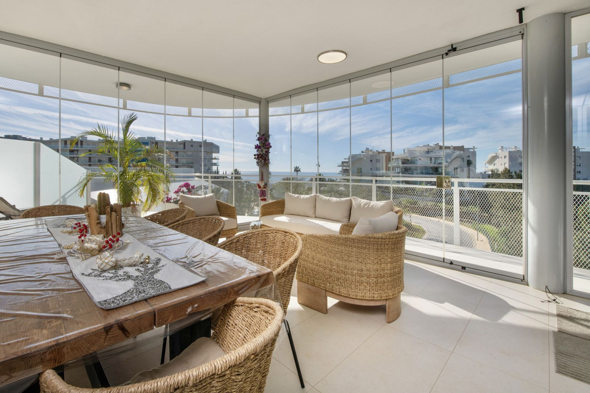 2 Bed Apartment for sale in Benalmadena Costa Del Sol, Málaga, Spain
