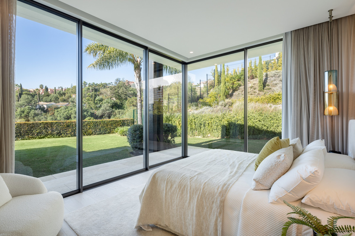 Se vende Villa - Chalet de 6 dormitorios en Costa Del Sol, Málaga, España