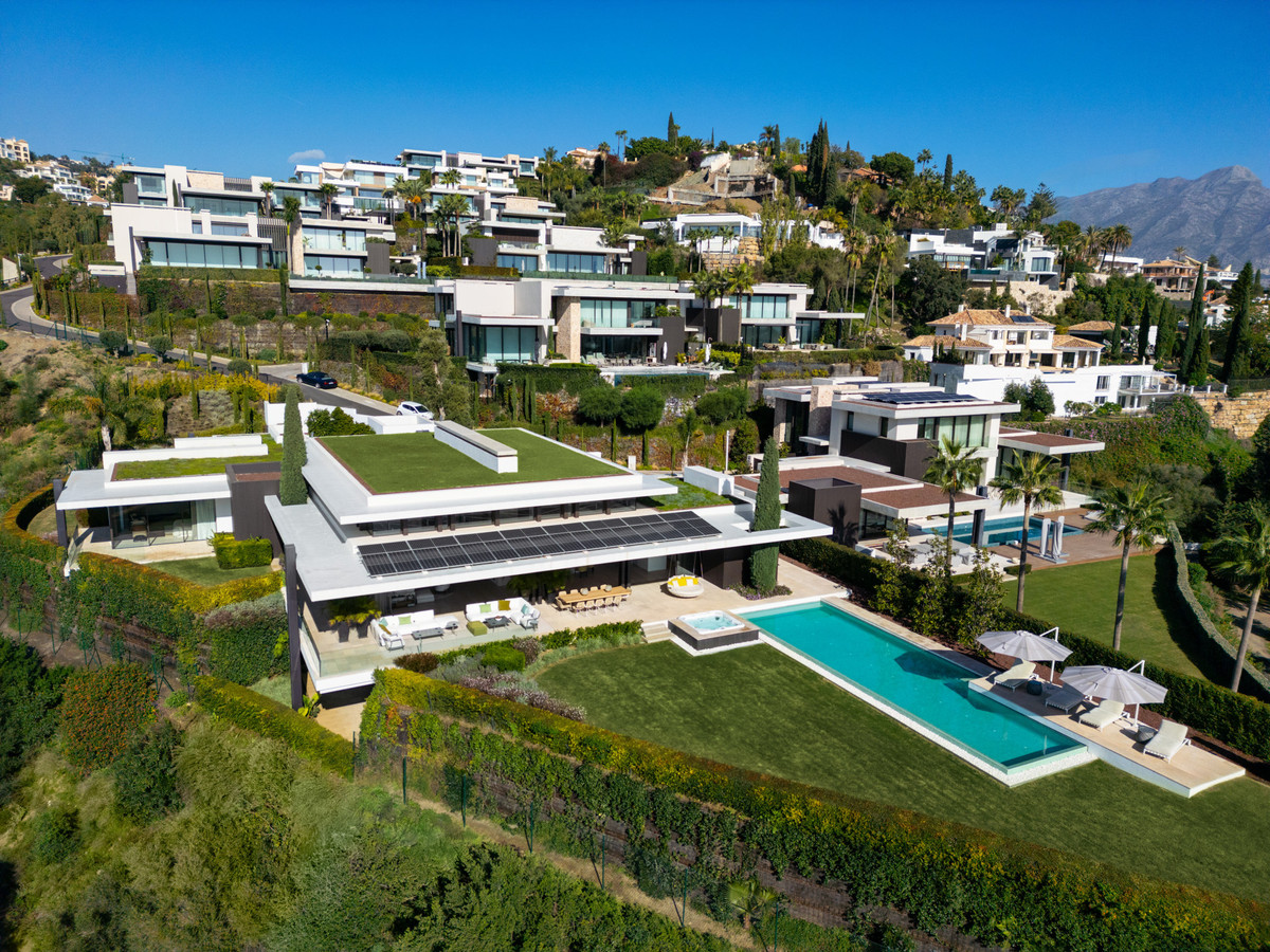 Se vende Villa - Chalet de 6 dormitorios en Costa Del Sol, Málaga, España