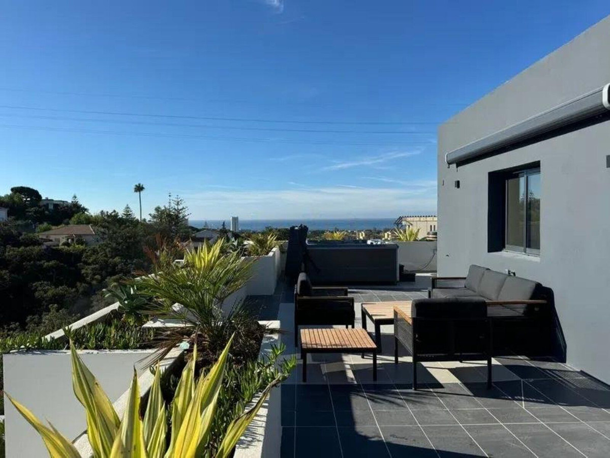 Se vende Villa - Chalet de 4 dormitorios en Costa Del Sol, Málaga, España