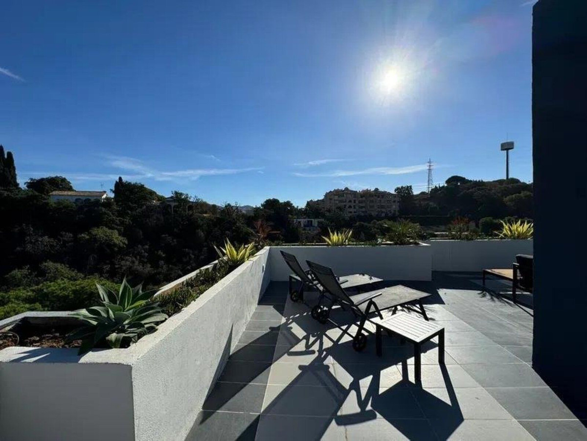 Se vende Villa - Chalet de 4 dormitorios en Costa Del Sol, Málaga, España
