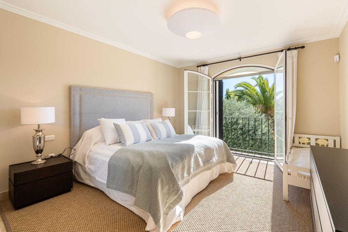 Se vende Villa - Chalet de 5 dormitorios en Costa Del Sol, Málaga, España