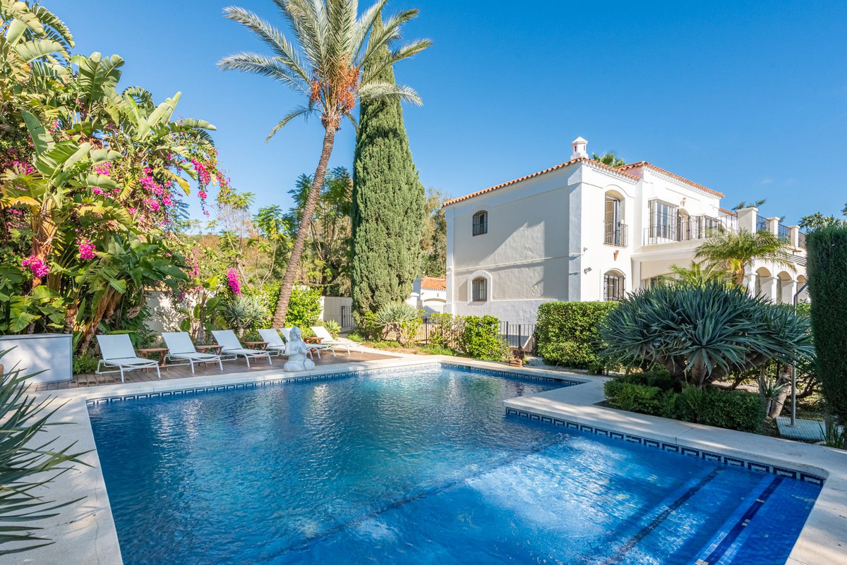 Se vende Villa - Chalet de 5 dormitorios en Costa Del Sol, Málaga, España