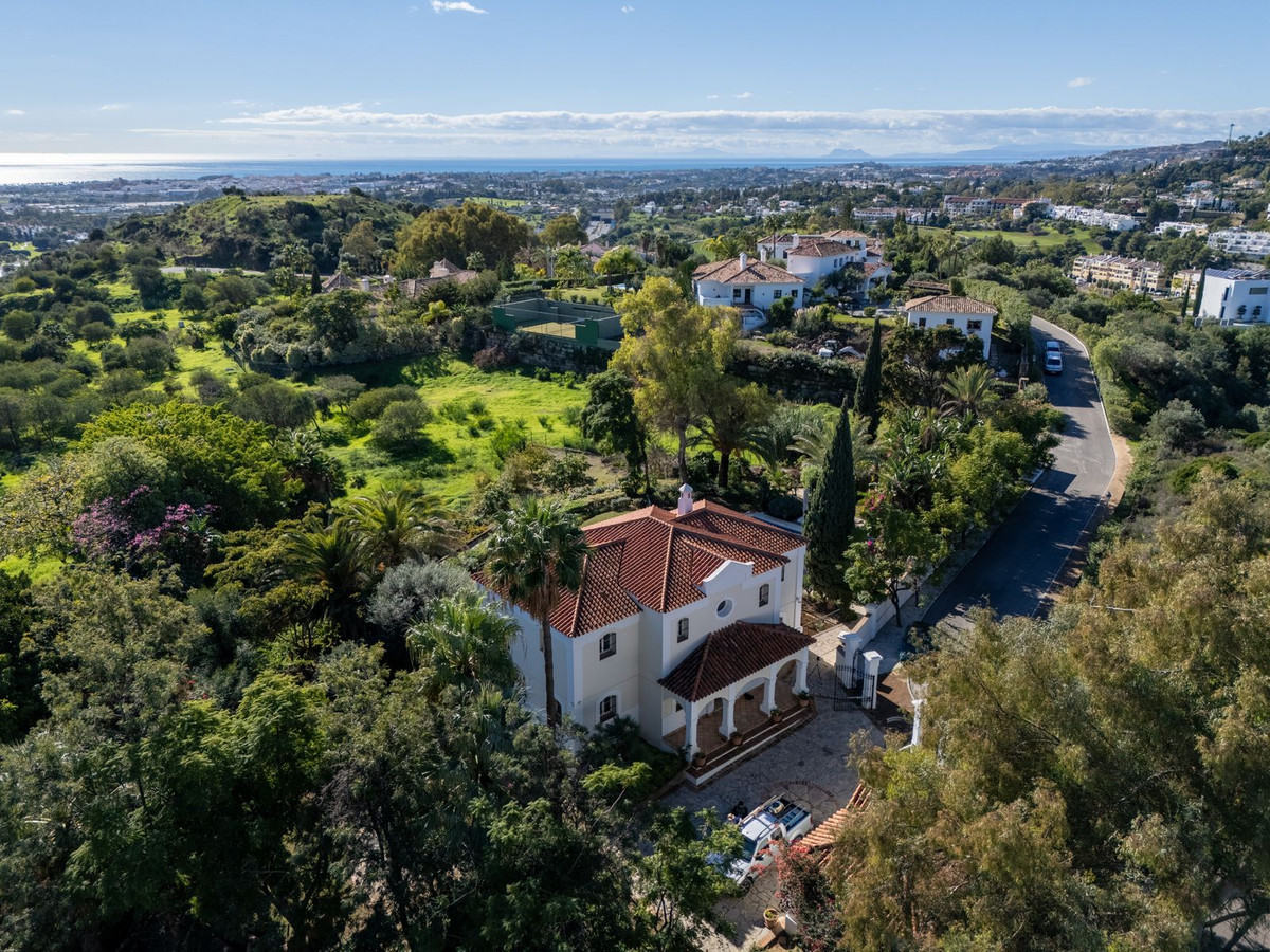 Se vende Villa - Chalet de 5 dormitorios en Costa Del Sol, Málaga, España