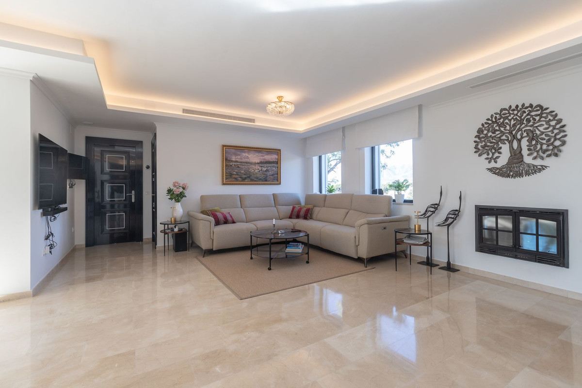 Se vende Villa - Chalet de 3 dormitorios en Costa Del Sol, Málaga, España