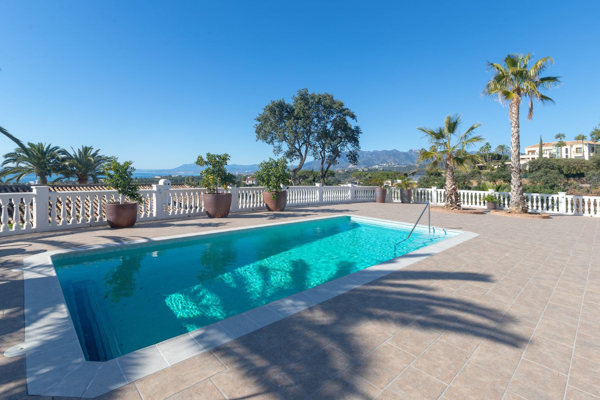 Se vende Villa - Chalet de 3 dormitorios en Costa Del Sol, Málaga, España
