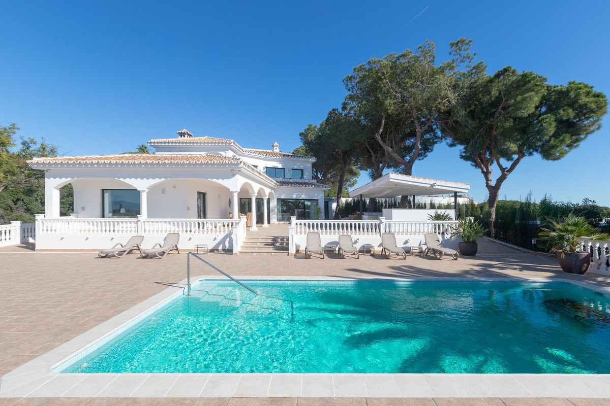 Se vende Villa - Chalet de 3 dormitorios en Costa Del Sol, Málaga, España