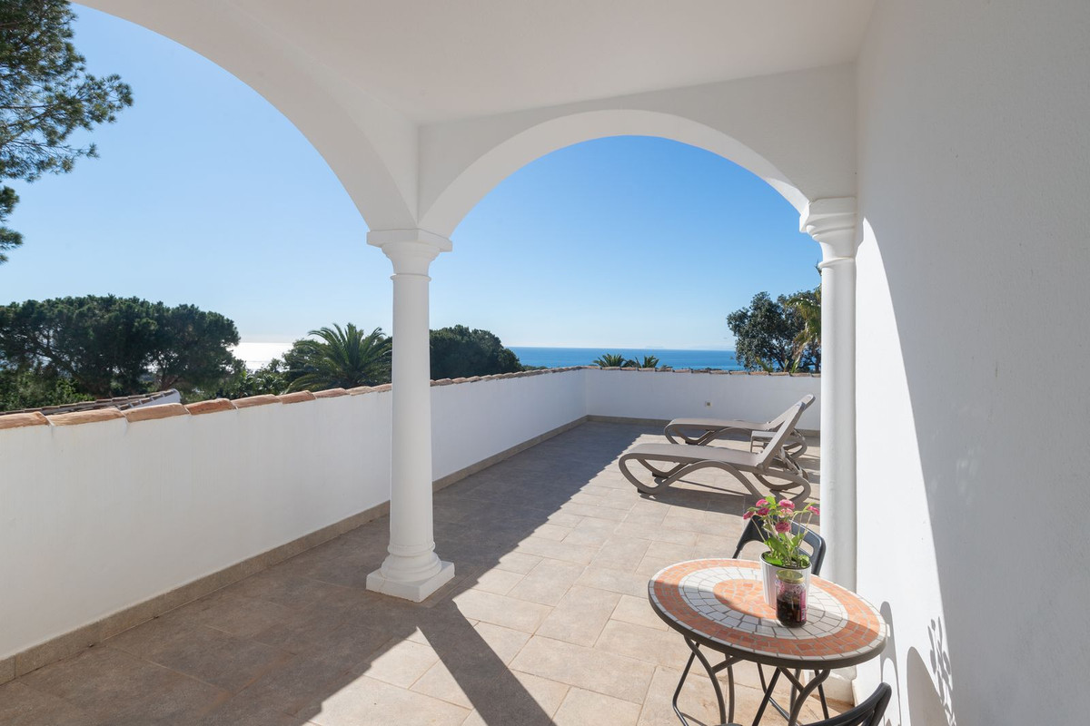 Se vende Villa - Chalet de 3 dormitorios en Costa Del Sol, Málaga, España