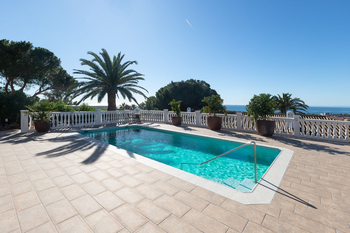 Se vende Villa - Chalet de 3 dormitorios en Costa Del Sol, Málaga, España