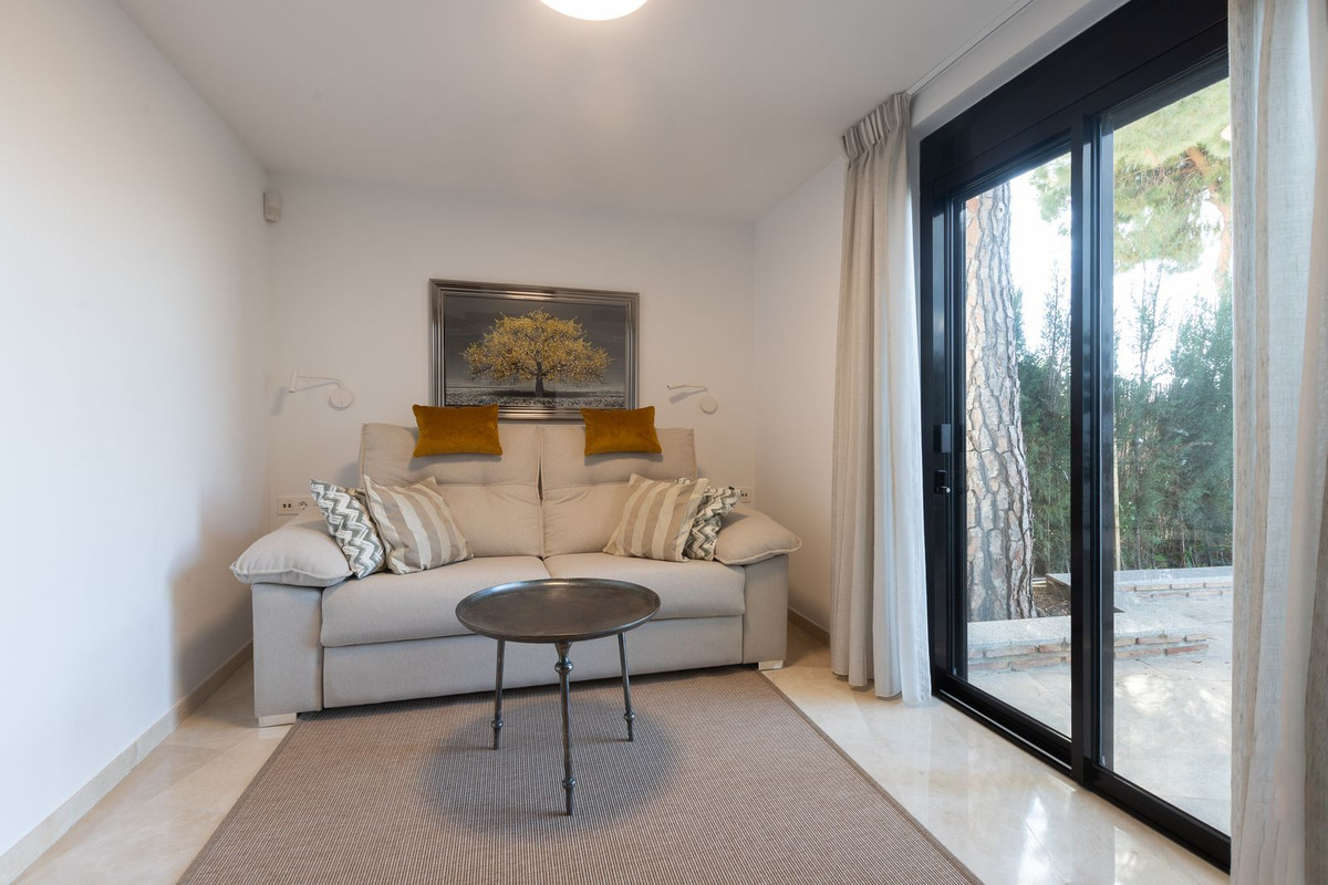 Se vende Villa - Chalet de 3 dormitorios en Costa Del Sol, Málaga, España