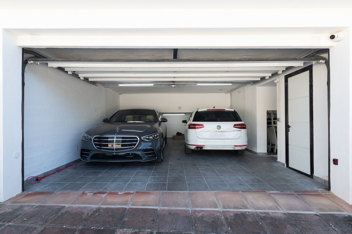 Se vende Villa - Chalet de 3 dormitorios en Costa Del Sol, Málaga, España