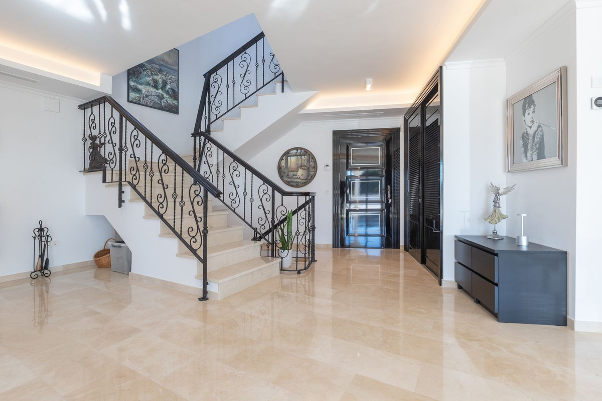 Se vende Villa - Chalet de 3 dormitorios en Costa Del Sol, Málaga, España