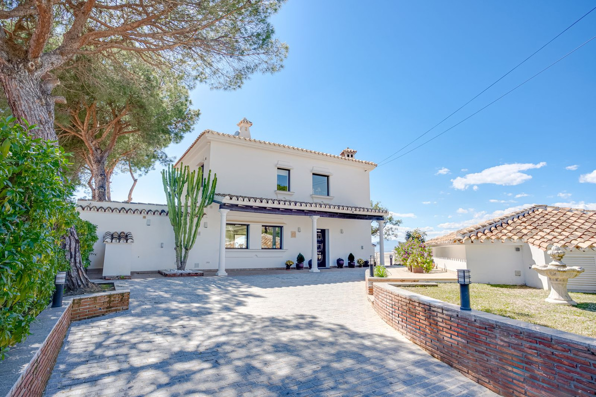 Se vende Villa - Chalet de 3 dormitorios en Costa Del Sol, Málaga, España
