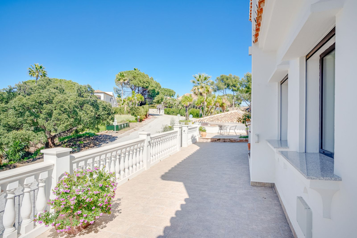 Se vende Villa - Chalet de 3 dormitorios en Costa Del Sol, Málaga, España