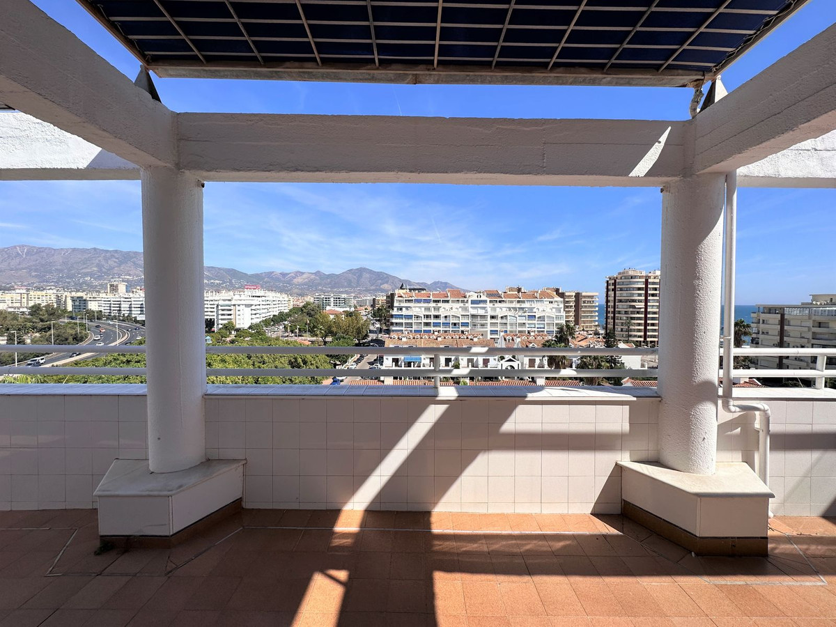 3 Bed Apartment for sale in Fuengirola Costa Del Sol, Málaga, Spain