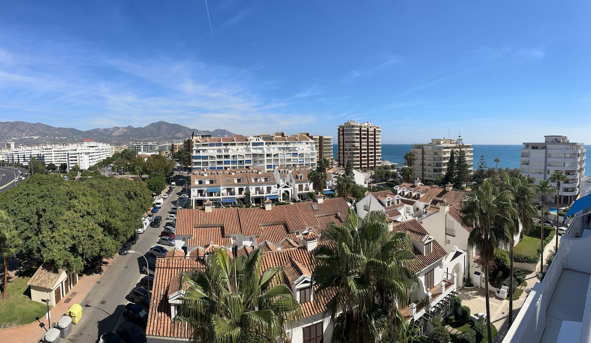 3 Bed Apartment for sale in Fuengirola Costa Del Sol, Málaga, Spain