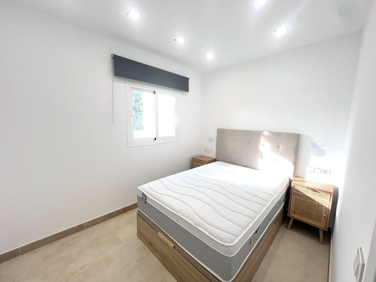 2 Bed Apartment for sale in Puerto Banús Costa Del Sol, Málaga, Spain