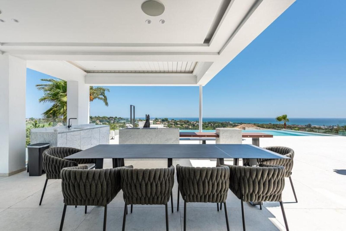 Se vende Villa - Chalet de 6 dormitorios en Costa Del Sol, Málaga, España