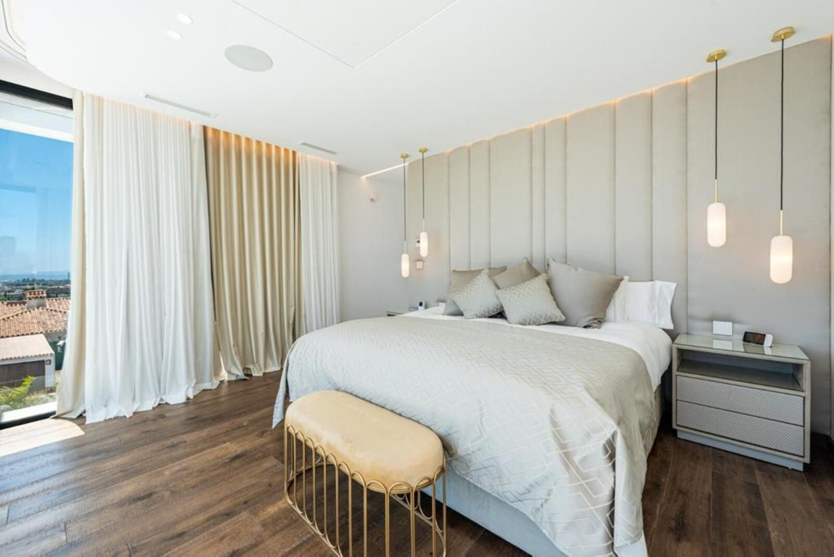 Se vende Villa - Chalet de 6 dormitorios en Costa Del Sol, Málaga, España