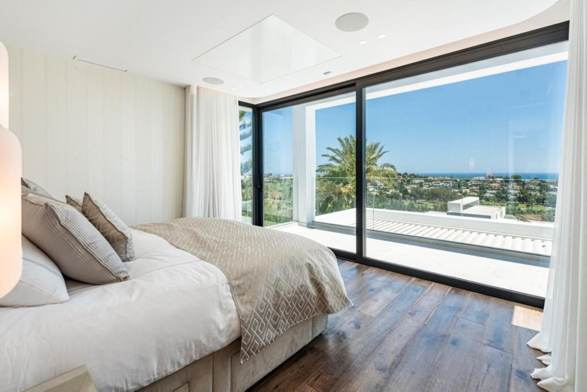 Se vende Villa - Chalet de 6 dormitorios en Costa Del Sol, Málaga, España