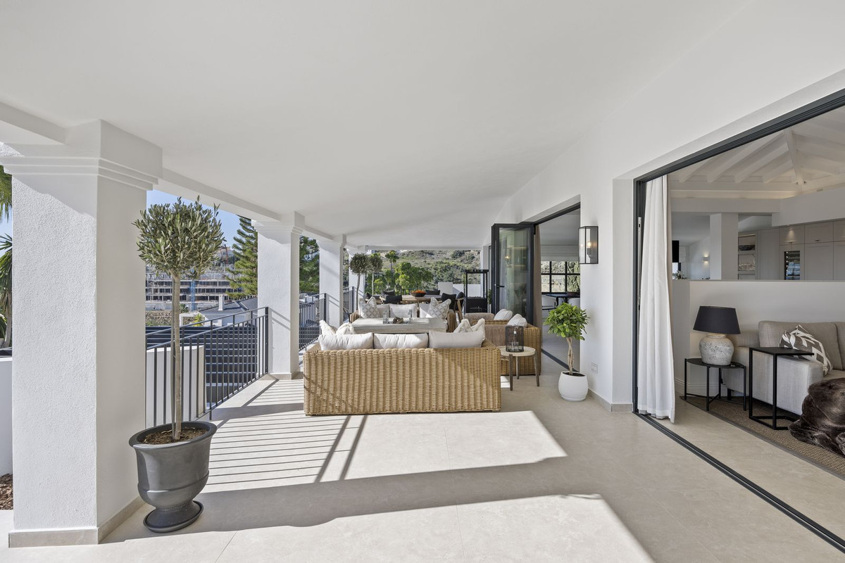 Se vende Villa - Chalet de 5 dormitorios en Costa Del Sol, Málaga, España