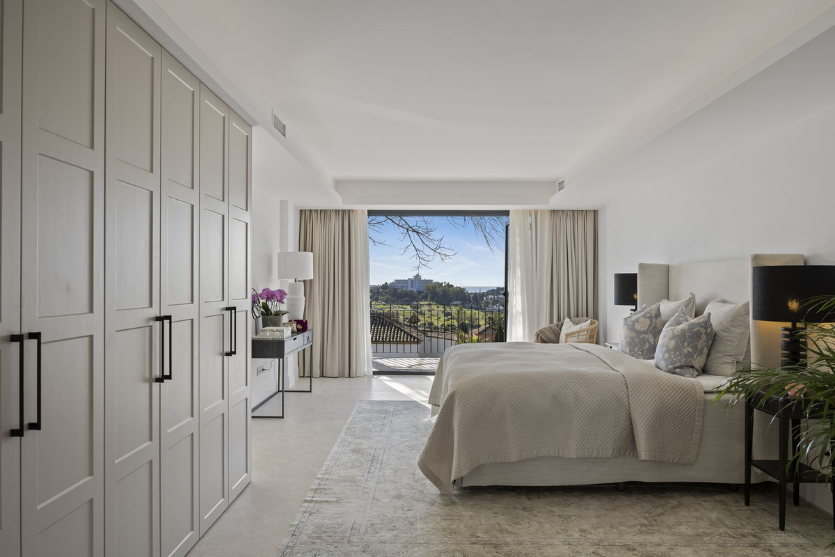 Se vende Villa - Chalet de 5 dormitorios en Costa Del Sol, Málaga, España