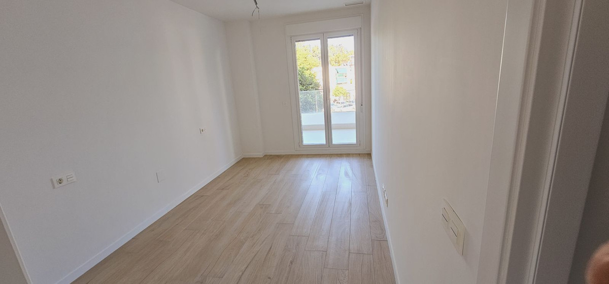 Se vende Apartamento Planta Media de 3 dormitorios en Costa Del Sol, Málaga, España