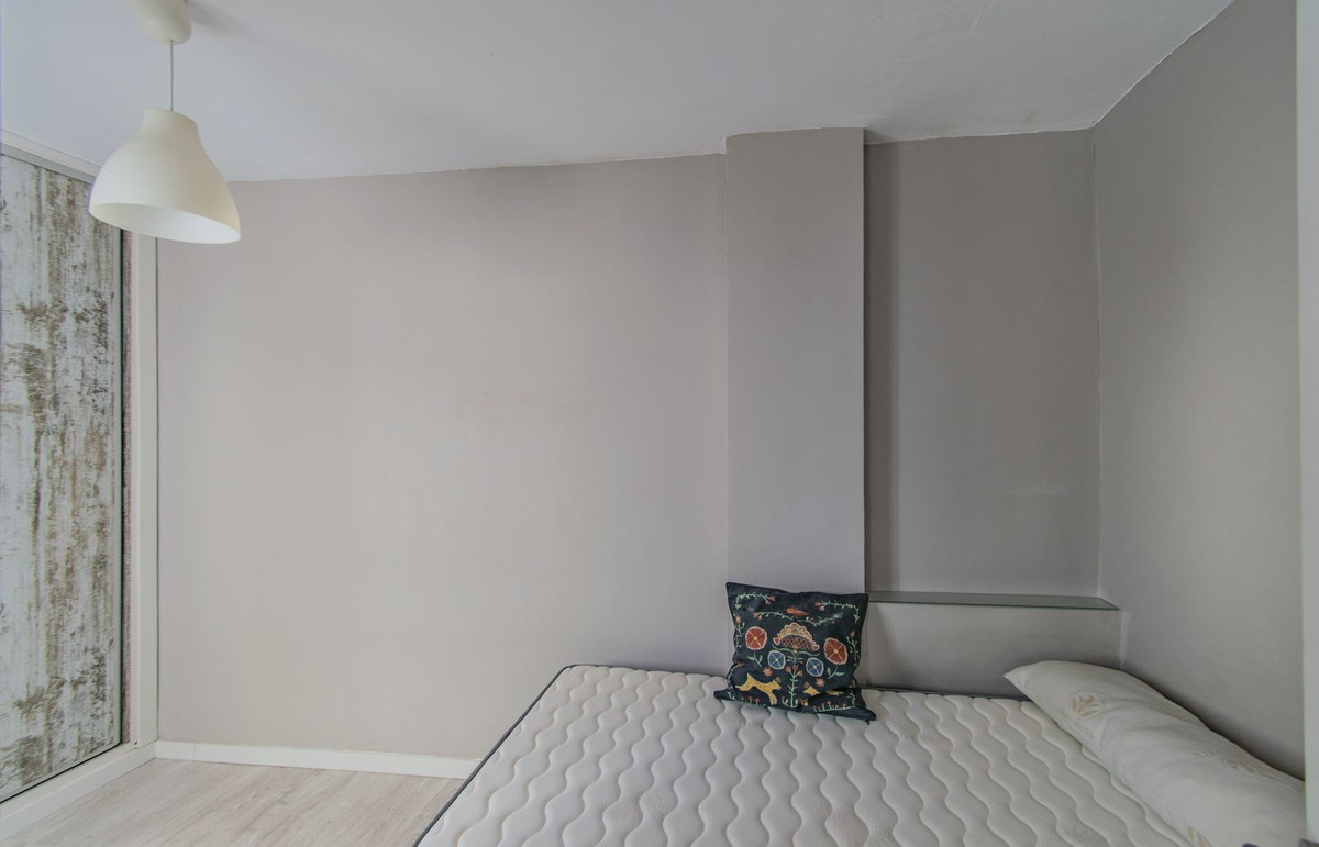 Se vende Apartamento Planta Media de 4 dormitorios en Costa Del Sol, Málaga, España