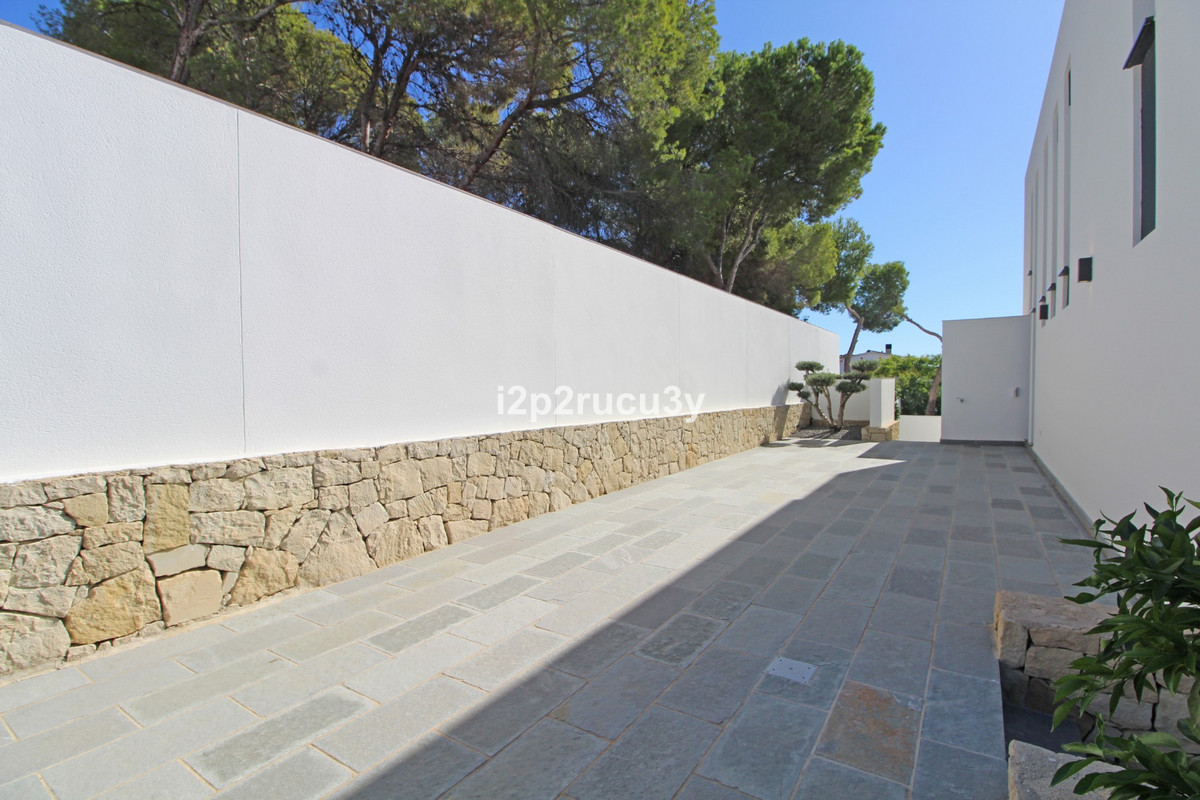 Se vende Villa - Chalet de 4 dormitorios en Costa Blanca, Alicante, España