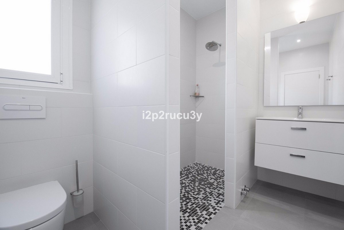 4 Bed Townhouse for sale in Calpe Costa Blanca, Alicante, Spain